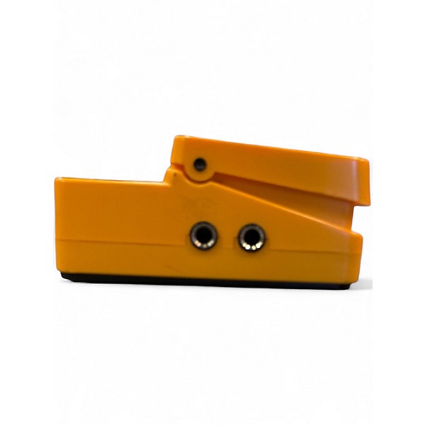 Used Behringer UC200 Stereo Chorus Effect Pedal