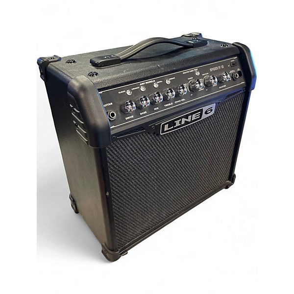 Used Line 6 Spider IV 15W 1X8 Guitar Combo Amp