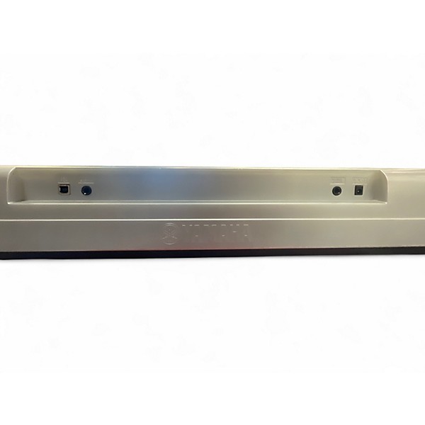 Used Yamaha DGX220 Portable Keyboard