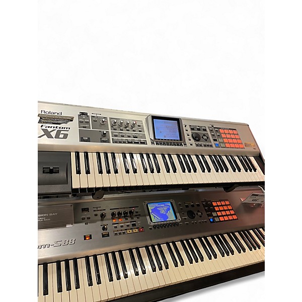 Used Roland Fantom X6 Keyboard Workstation