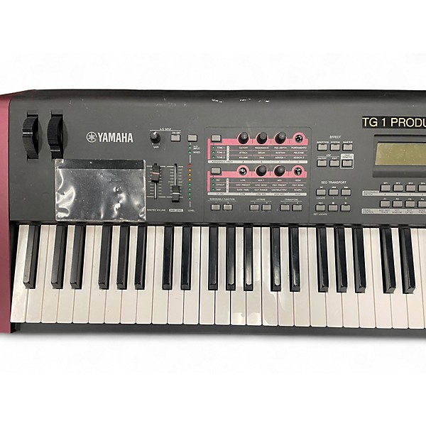 Used Yamaha MOXF8 88 Key Keyboard Workstation