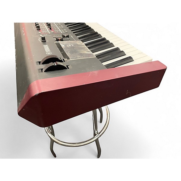 Used Yamaha MOXF8 88 Key Keyboard Workstation