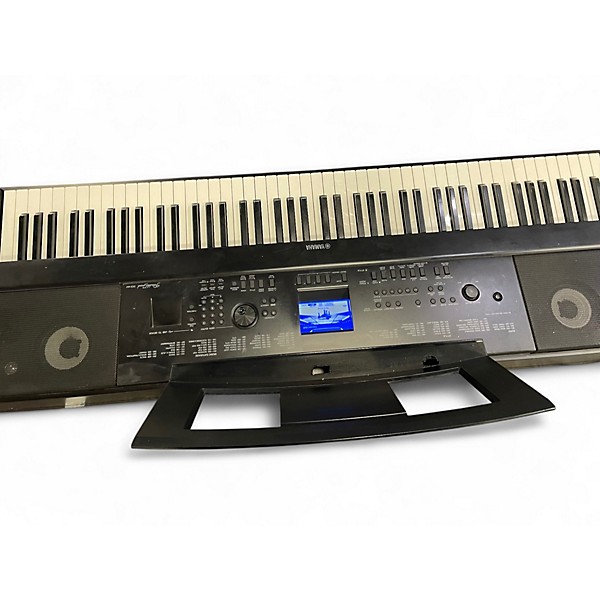 Used Yamaha DGX660 Portable Keyboard