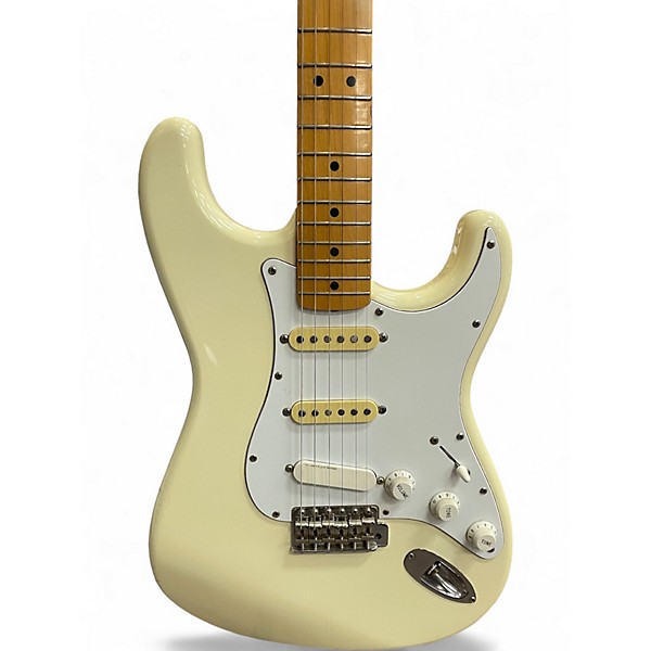 Vintage 1980s Fender ST-67 STRATOCASTER WHITE Solid Body Electric Guitar