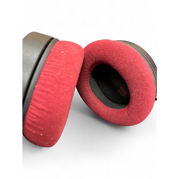 Used Focal LISTEN PROFESSIONAL CLOSED BACK HEADPHONES Studio Headphones