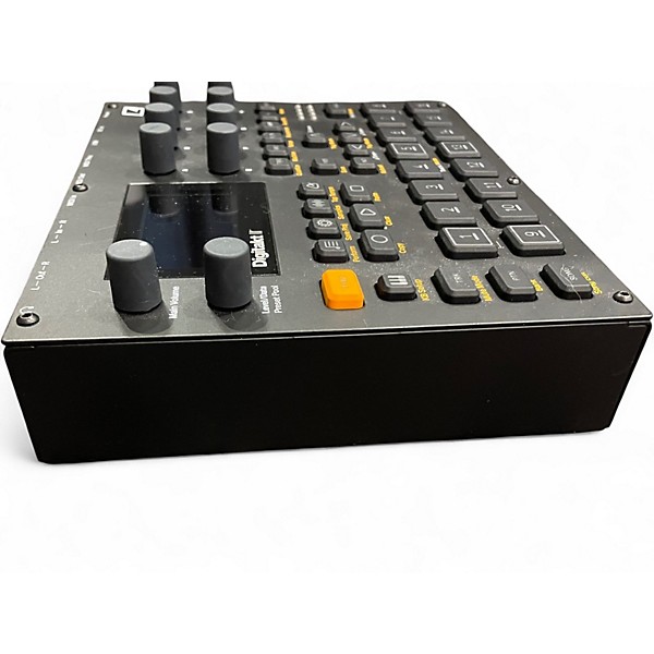Used Elektron DIGITAKT II Synthesizer
