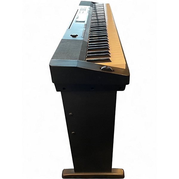 Used Casio CDP220R Digital Piano