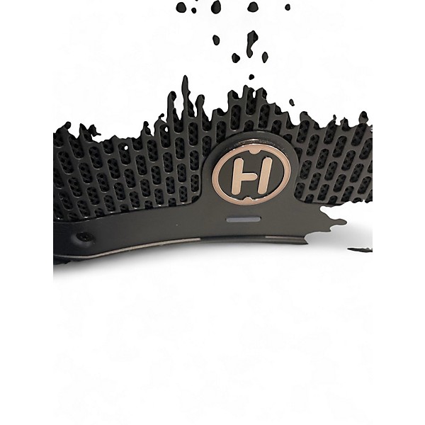 Used Harbinger v2410 Powered Speaker