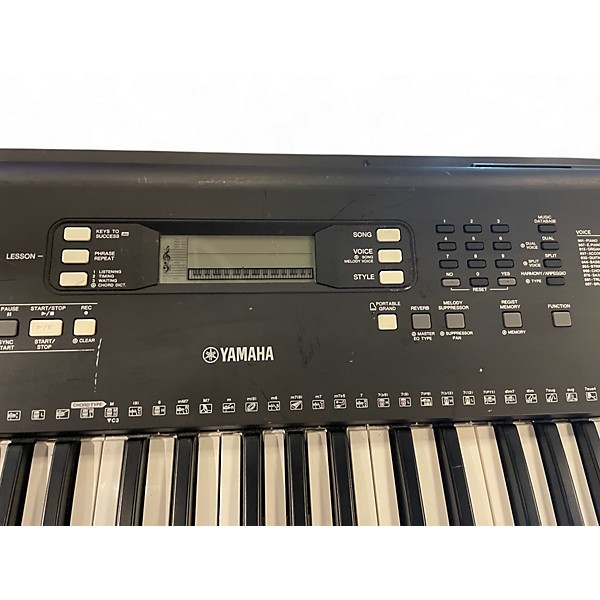 Used Yamaha PSREW300 76 Key Portable Keyboard