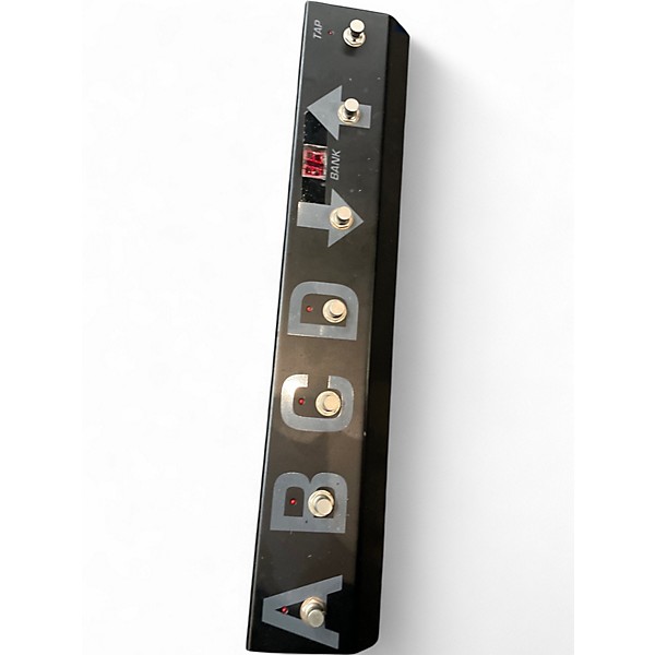 Used Hughes & Kettner FSM-432 MKII Pedal Board