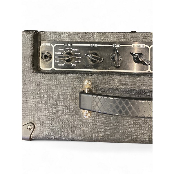 Used VOX DA10 Guitar Combo Amp