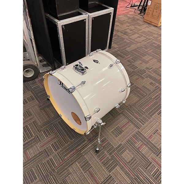 Used Pearl 22in EXPORT STANDARD KICK SLIPSTREAM WHITE Drum