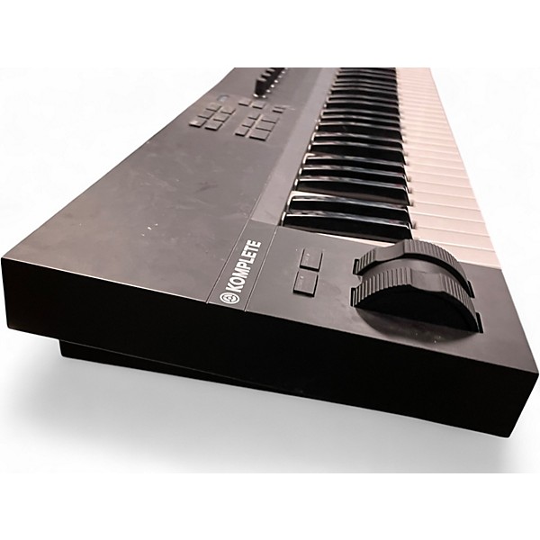 Used Native Instruments Komplete Kontrol A61 MIDI Controller