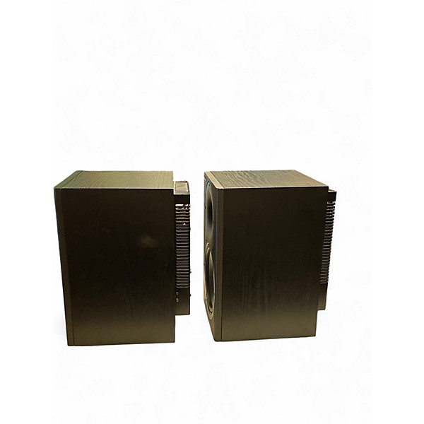Used Mackie HR824 Pair Powered Monitor
