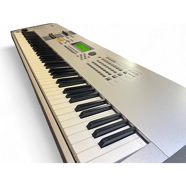 Used Yamaha Motif ES8 88 Key Keyboard Workstation