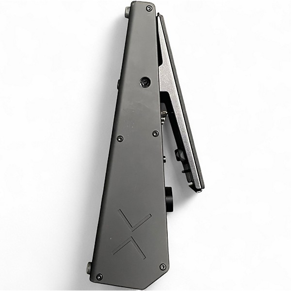 Used Line 6 Helix LT Effect Processor