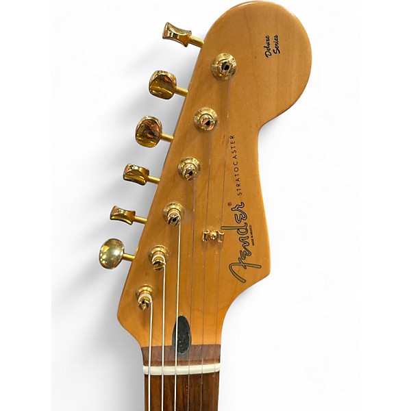 Used Fender Deluxe Players Stratocaster Sapphire Blue Trans Solid Body Electric Guitar