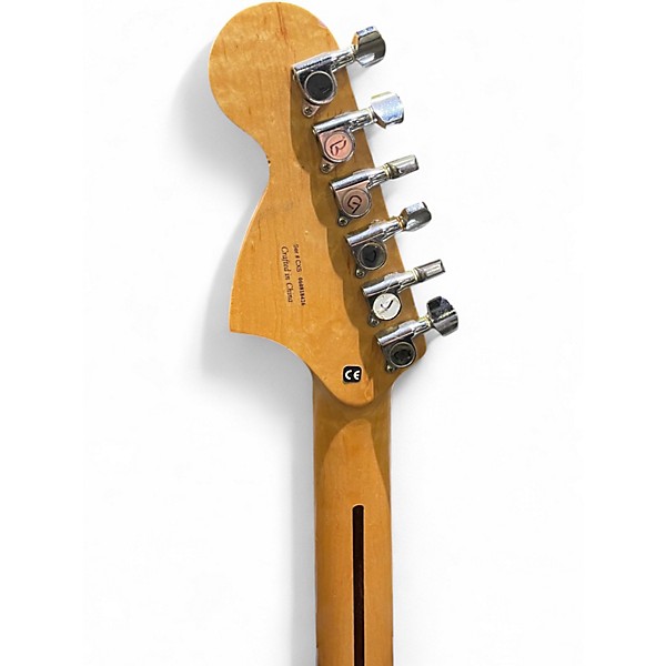 Used Starcaster by Fender Stratocaster 3 Tone Sunburst Solid Body Electric Guitar