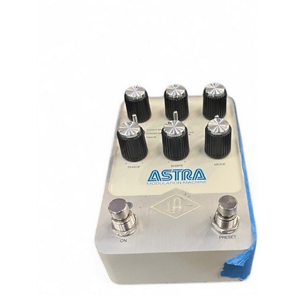 Used Universal Audio Astra Modulation Machine Effect Pedal