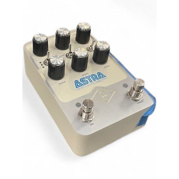 Used Universal Audio Astra Modulation Machine Effect Pedal