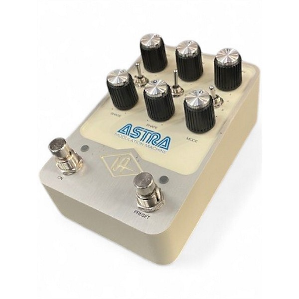 Used Universal Audio Astra Modulation Machine Effect Pedal