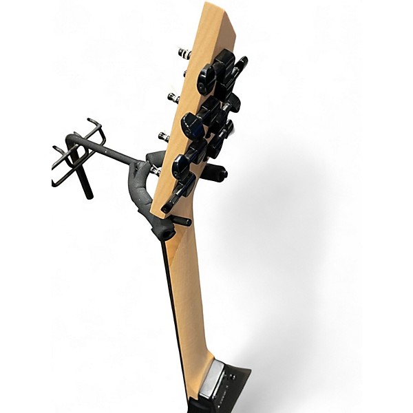 Used Jackson KING V JS22 7 Black Solid Body Electric Guitar