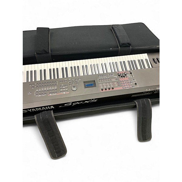 Used Yamaha S90XS 88 Key Synthesizer