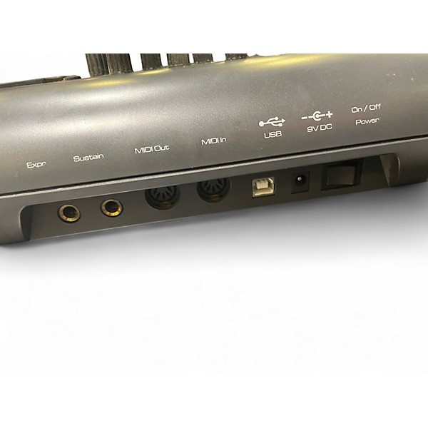 Used M-Audio Axiom 25 Key MIDI Controller