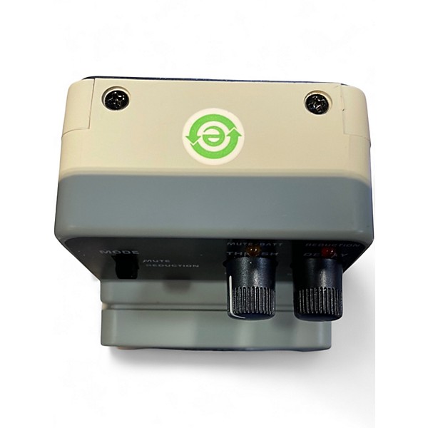 Used Behringer NR300 Noise Reduction Effect Pedal