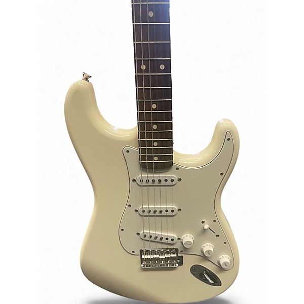 Used Fender Player Stratocaster Arctic White Solid Body Electric Guitar