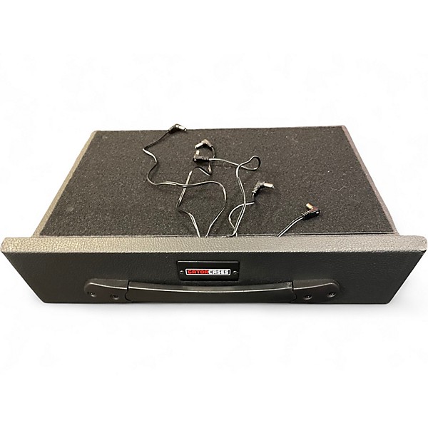 Used Gator Powered Pedal Board Pedal Board