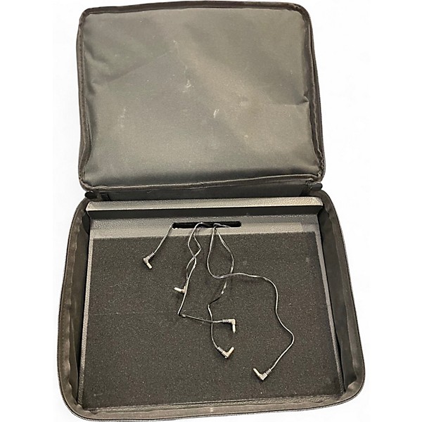 Used Gator Powered Pedal Board Pedal Board