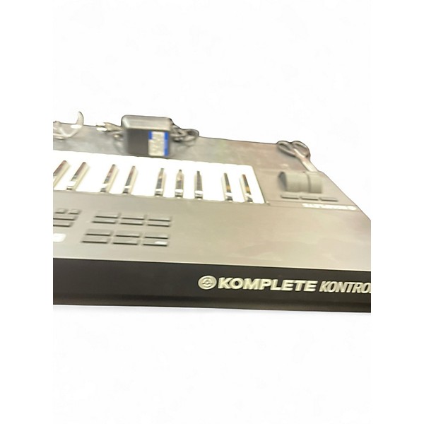 Used Novation KOMPLETE S61 MK2 Patch Bay