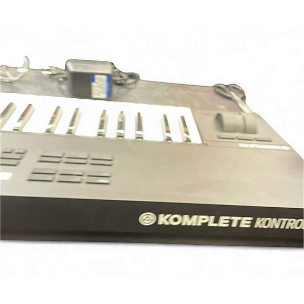 Used Novation KOMPLETE S61 MK2 Patch Bay