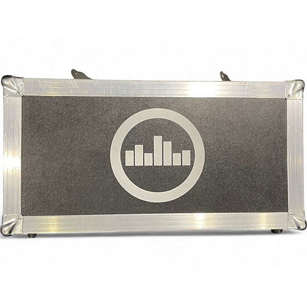 Used Temple Audio Design Solo 18 w/modules Pedal Board