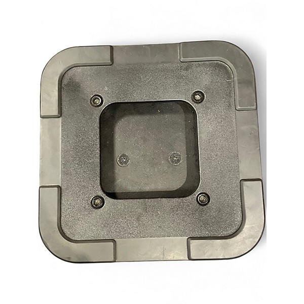 Used Line 6 STAGESOURCE L3T Powered Speaker