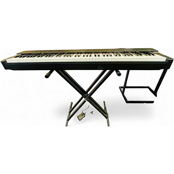 Used Yamaha P-225 Digital Piano