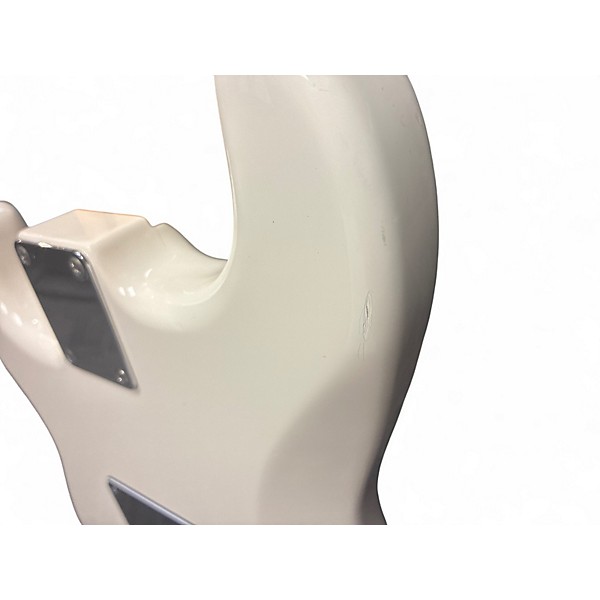 Used 2014 Fender American Standard Stratocaster White Solid Body Electric Guitar