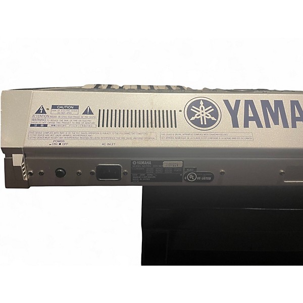 Used Yamaha Motif 6 61 Key Keyboard Workstation