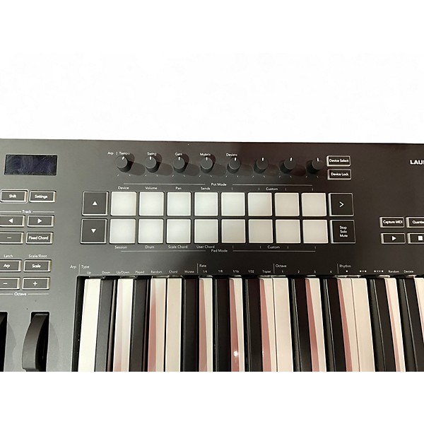 Used Novation Launchkey 25 Key MIDI Controller