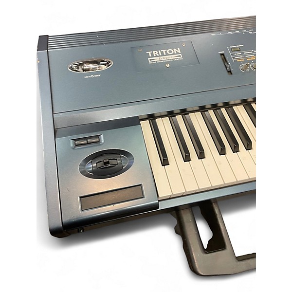 Used KORG Triton Extreme 88 Key Keyboard Workstation