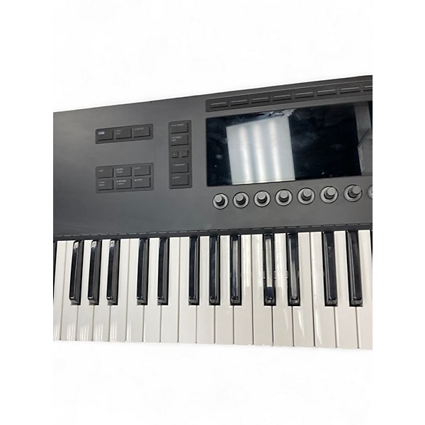 Used Native Instruments Kontrol S61 MK3 MIDI Controller