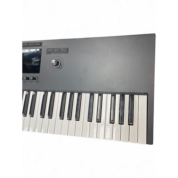 Used Native Instruments Kontrol S61 MK3 MIDI Controller