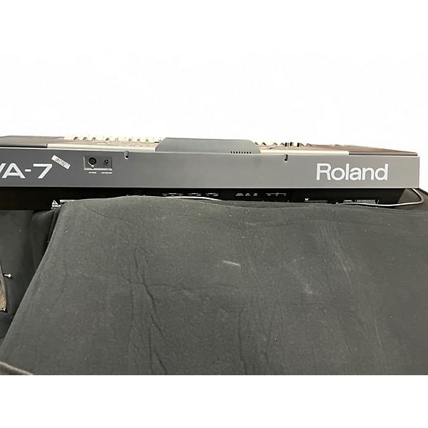 Used Roland VA7 Arranger Keyboard