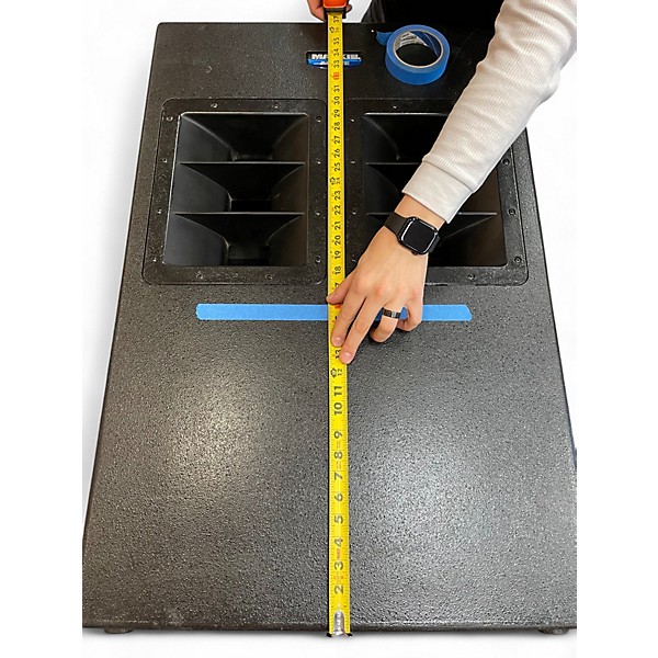 Used Mackie swa2801z Powered Subwoofer