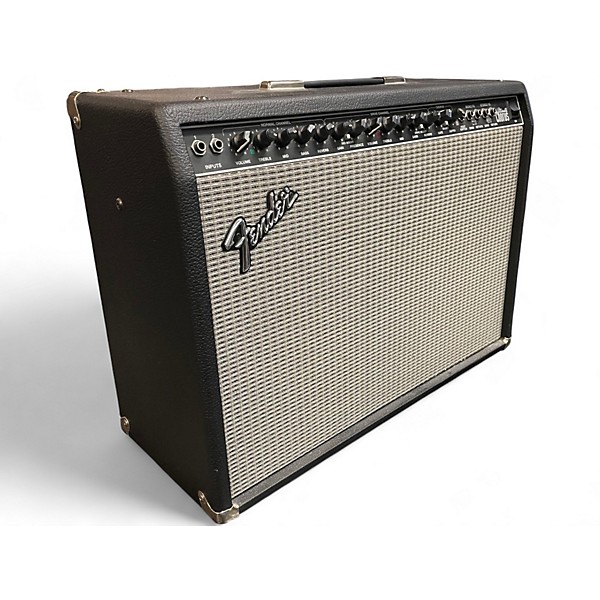 Used Fender Ultimate Chorus Guitar Combo Amp