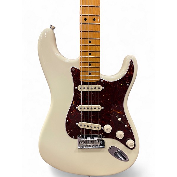 Used Fender American Professional II Stratocaster Olympic White Solid Body Electric Guitar