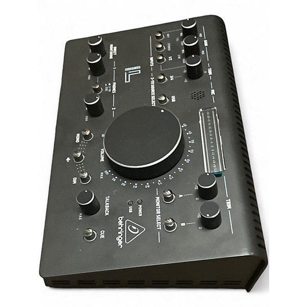 Used Behringer Studio L Audio Interface