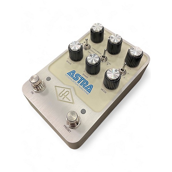 Used Universal Audio ASTRA MODULATION MACHINE Effect Pedal