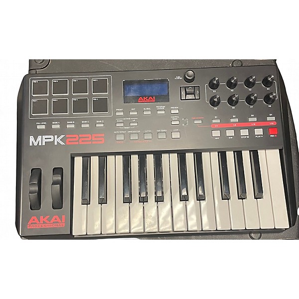 Used Akai Professional MPK225 25-Key MIDI Controller